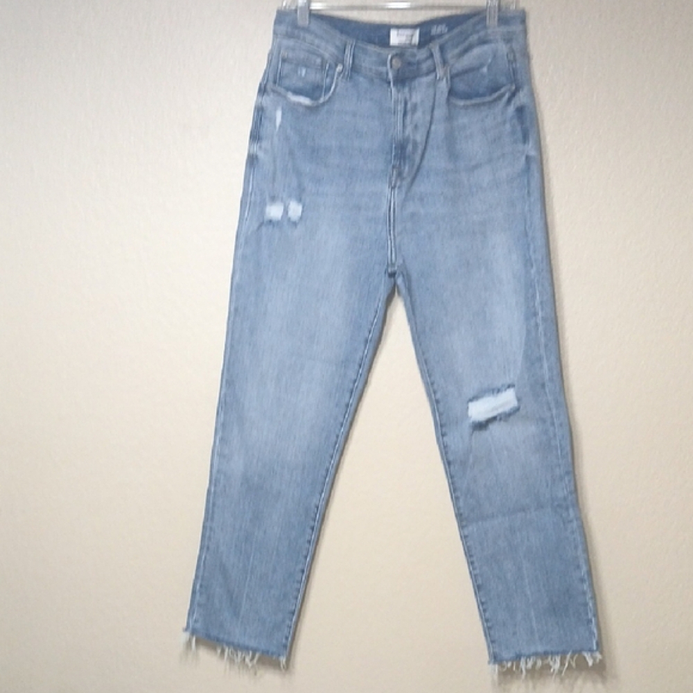 12--Kensie Distressed Jeans